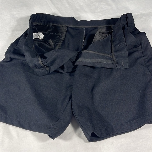 Grand Slam mens black flat front polyester 8.5" inseam Golf shorts - size 42 - Picture 7 of 10